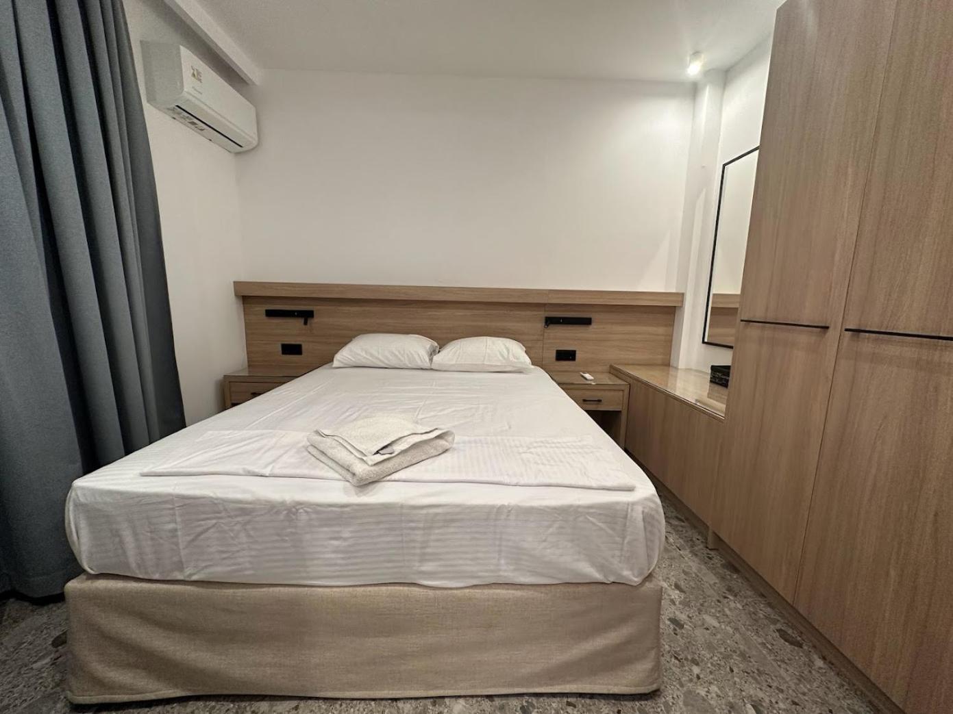 Stratis Apartments Chania  Bagian luar foto